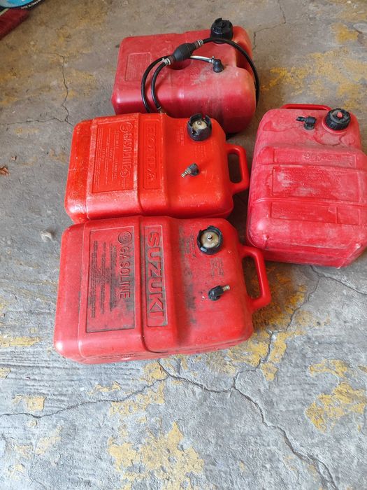 Оргинален резервоар за гориво с поплавък на Сузуки