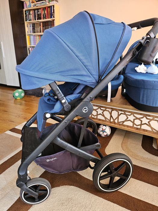 Количка Cybex balios s lux с много подаръци