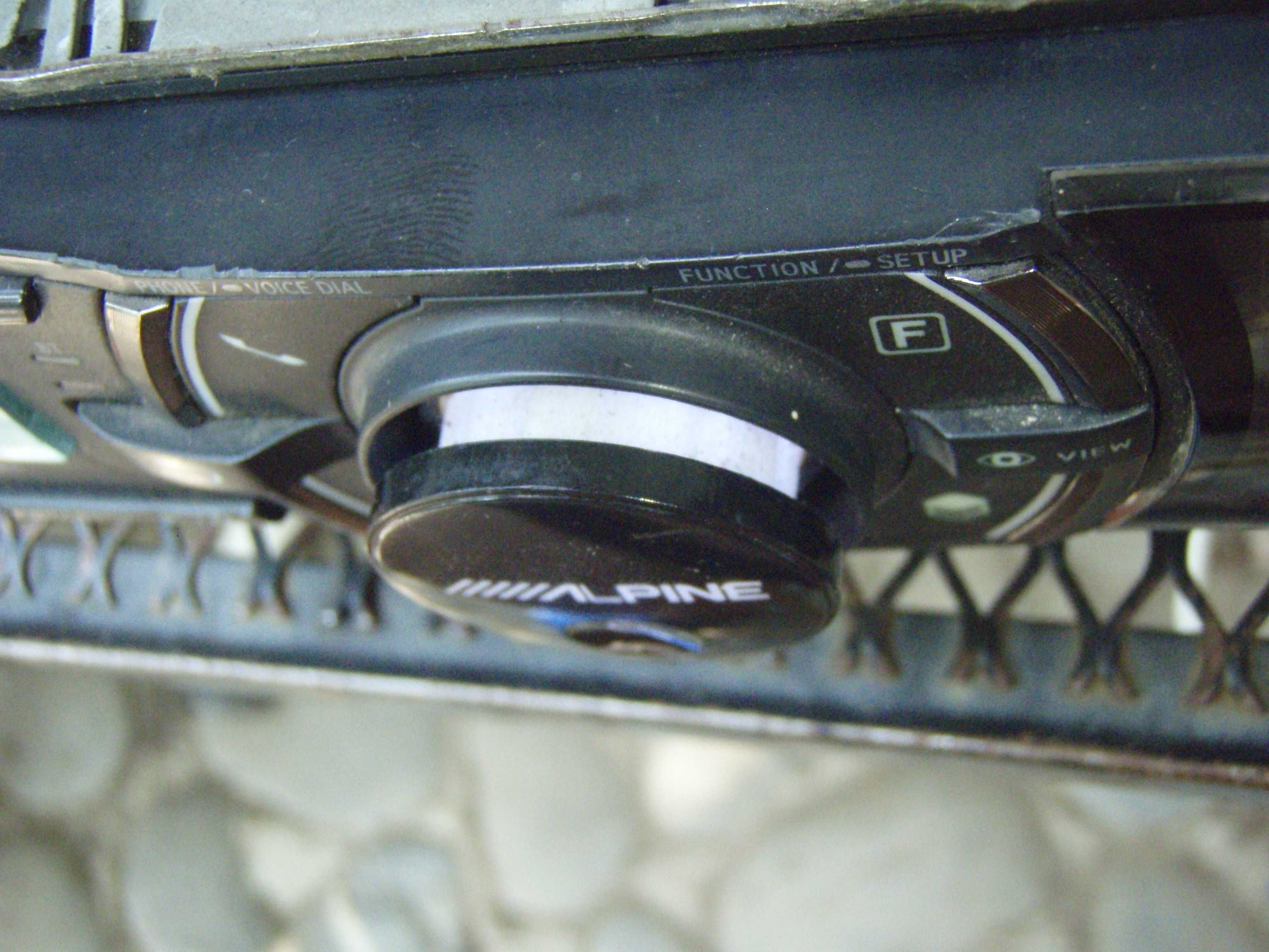 Radio USB MP3 Alpine iDA-X311, fara buton de volum