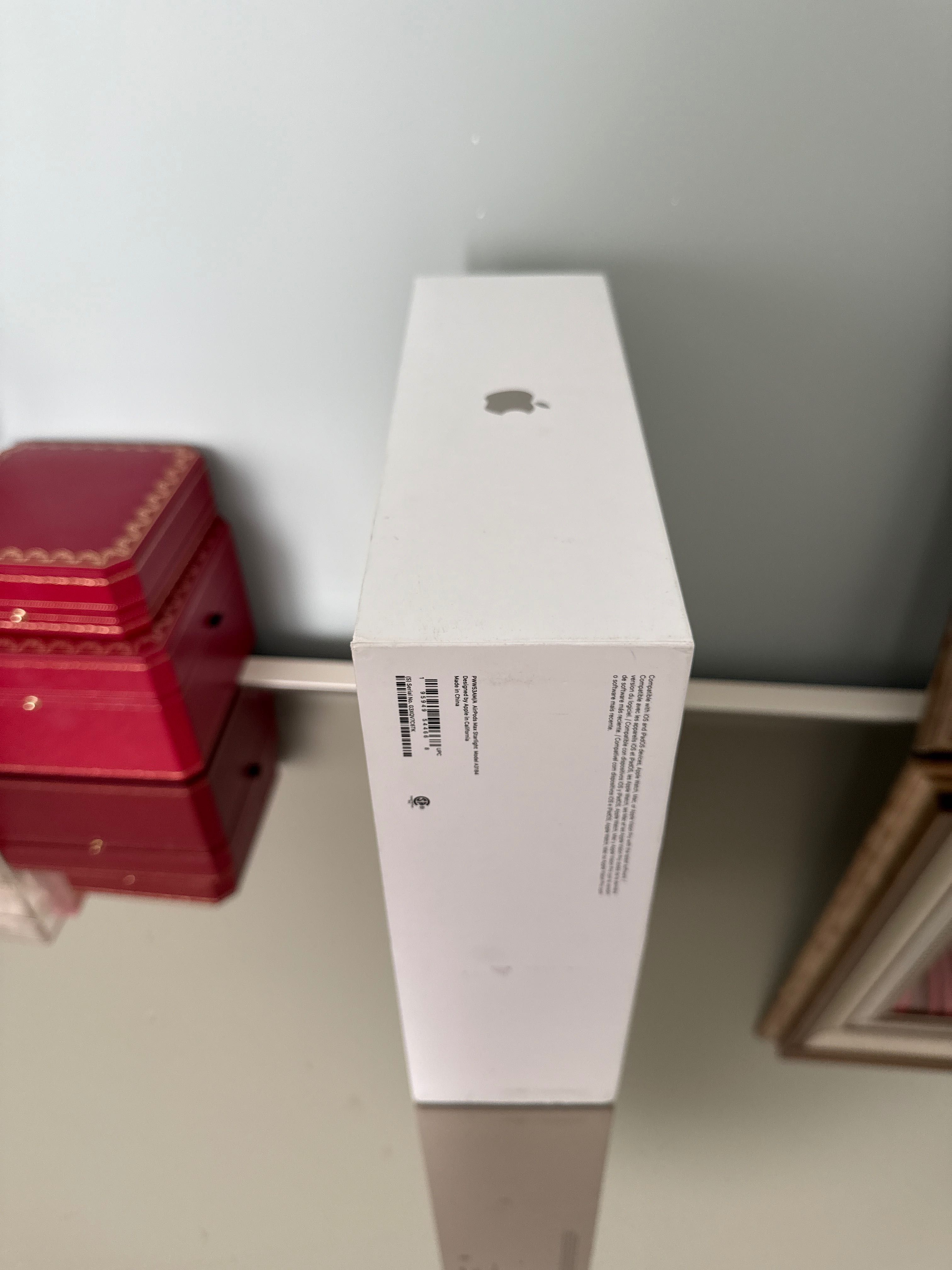 AirPods Max with Smart Case
