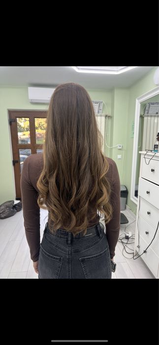 Extensii de păr & Hairstyling în locația clientei