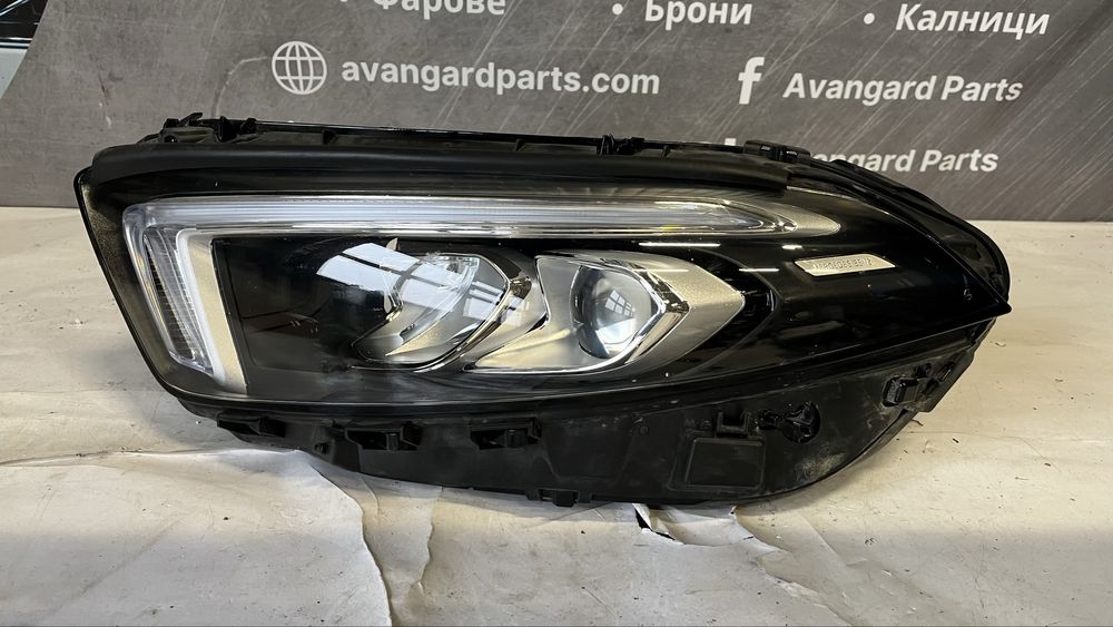 Фар Mercedes A Class W177 3 броя ляв и 1 брой десен