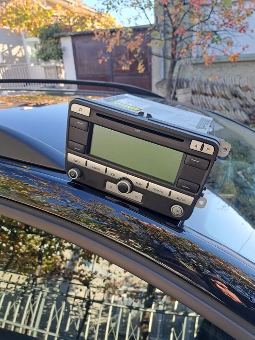 Радио,  сиди управление на пасат Б6