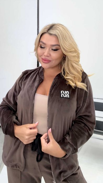 Нов Дамски Кадифен, Плюшен Костюм Голям Размер (6XL/7XL) - Памук 85%