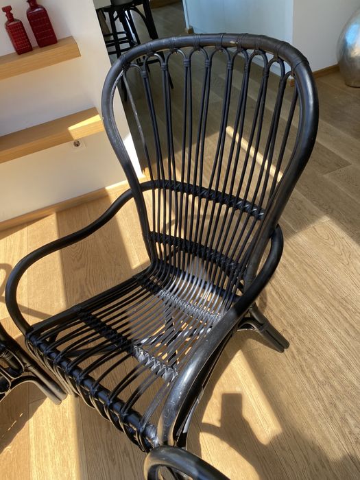 Столове - подходящи и за градина. Цвят: Черен