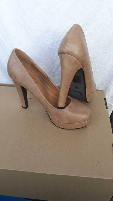 Обувки 39 номер.