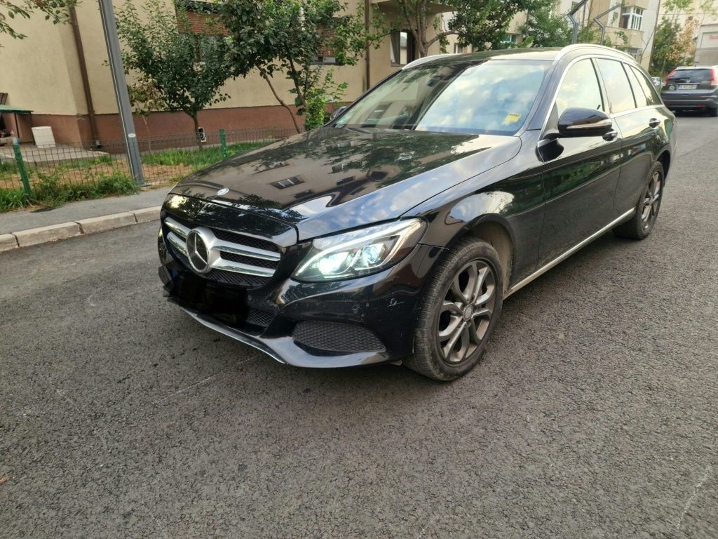 Dezmembrez Mercedes C220 cdi w205 break