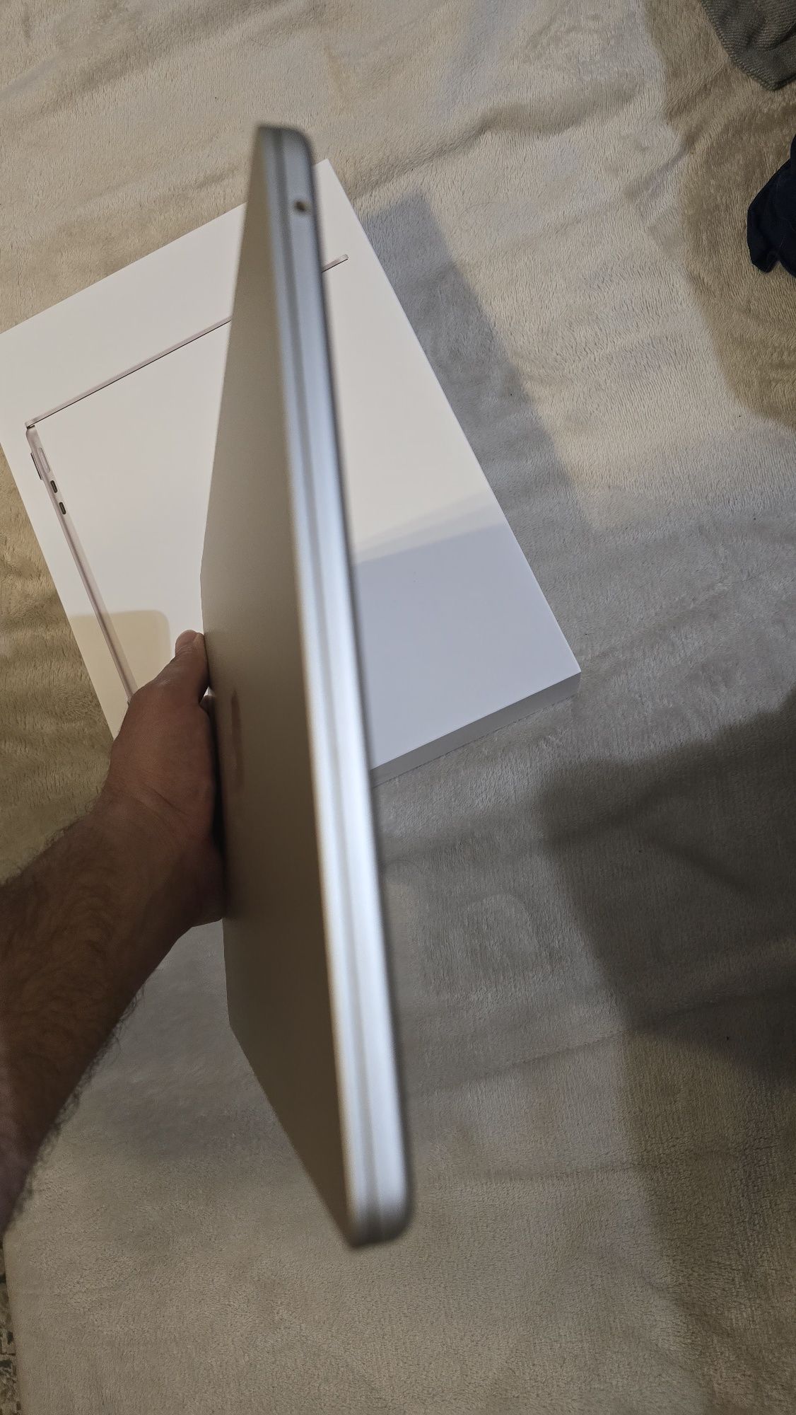 Macbook air 13.6" M2