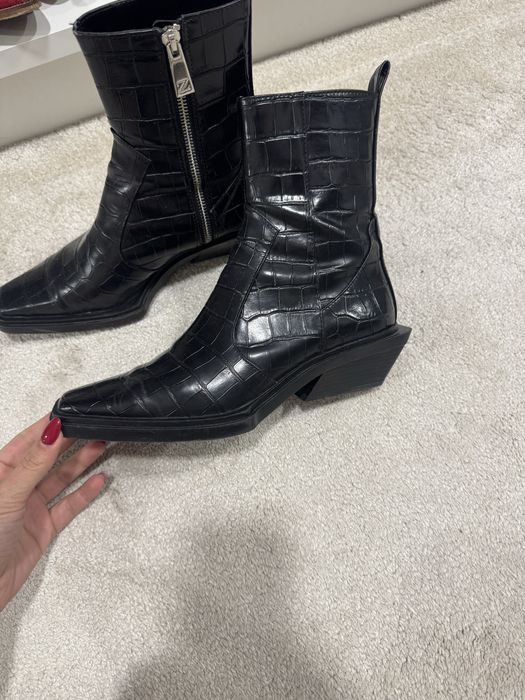 Боти естествена кожа Zara