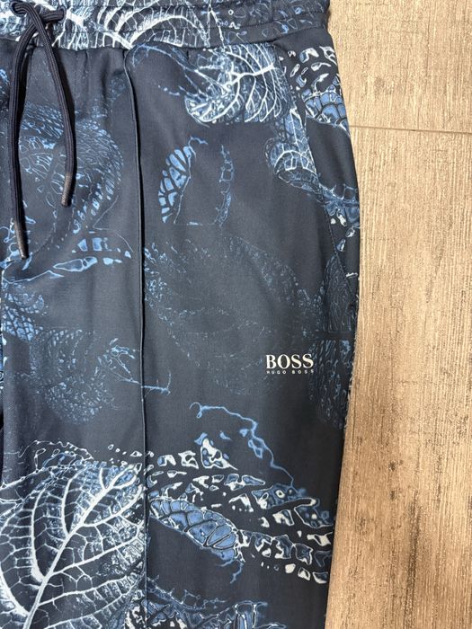 Мъжко долнище Boss-L-XL размер