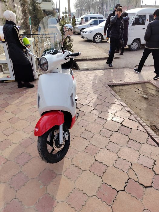 Скутер   ws125 мотор Honda