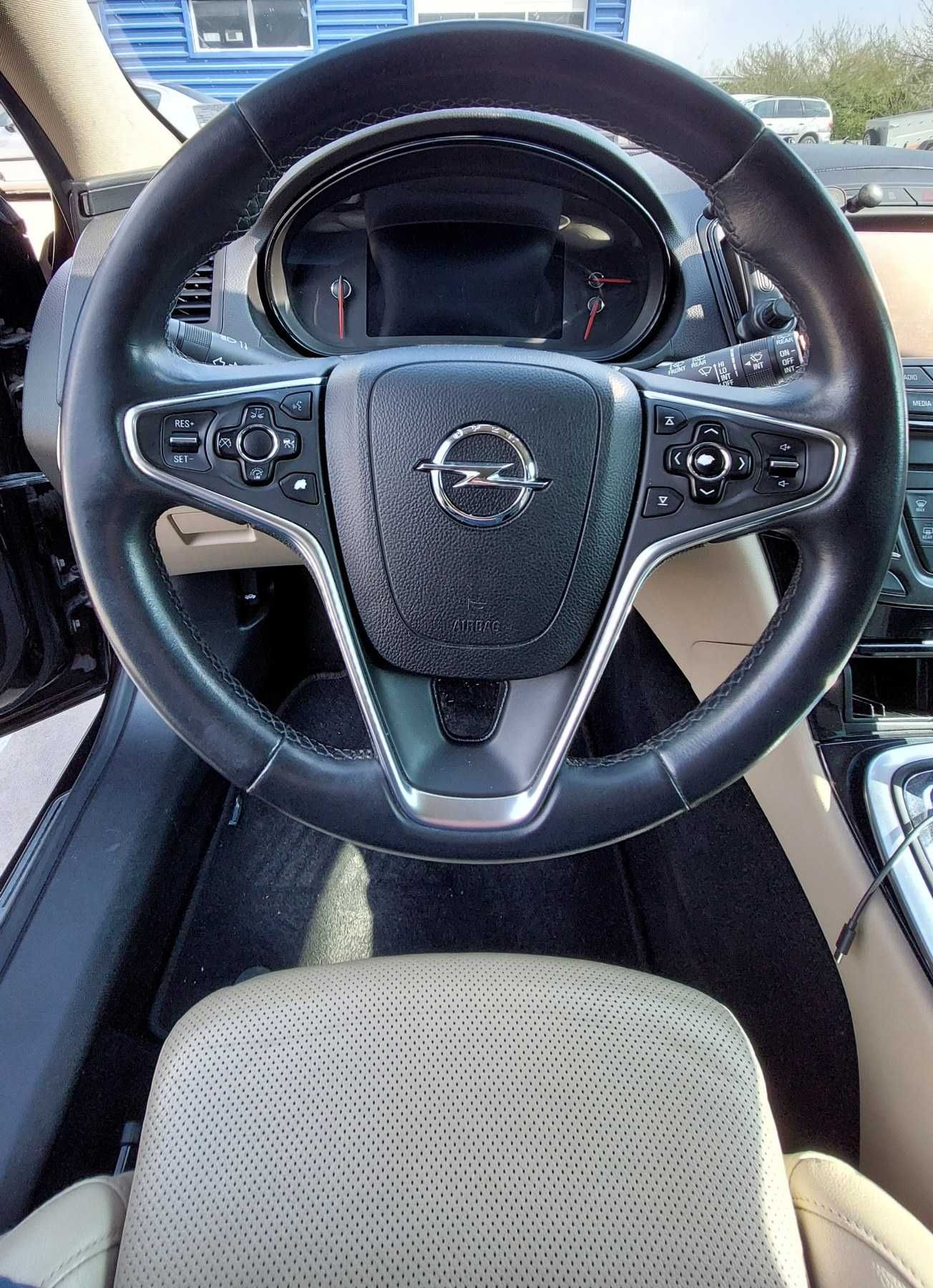 Opel Insignia SPORTS TURER 4x4 2.0 diesel 195к.с.