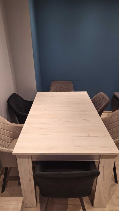 Разтегателна трапезна маса - 160-200см