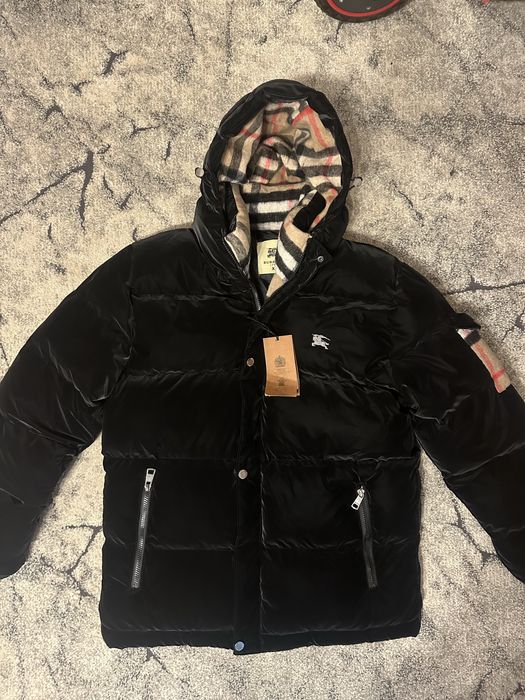 Burberry geaca de iarna pe negru