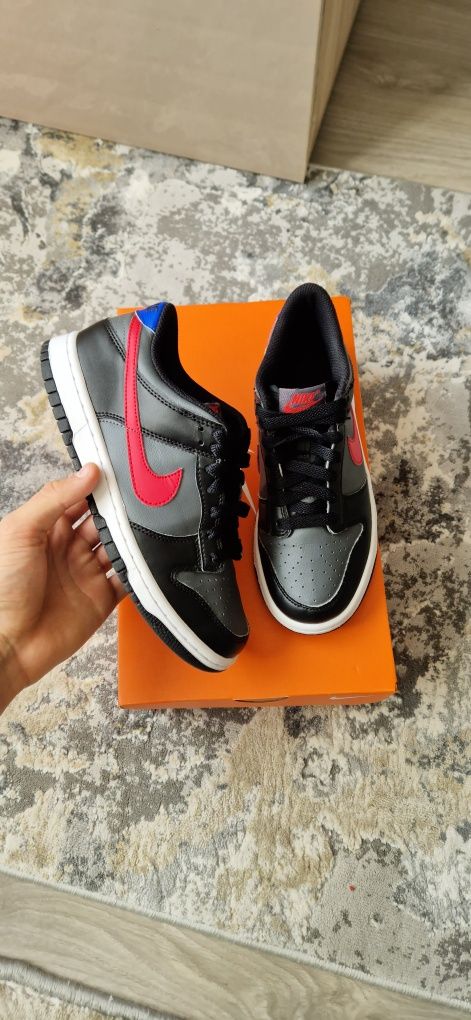 Nike Dunk Low Grey