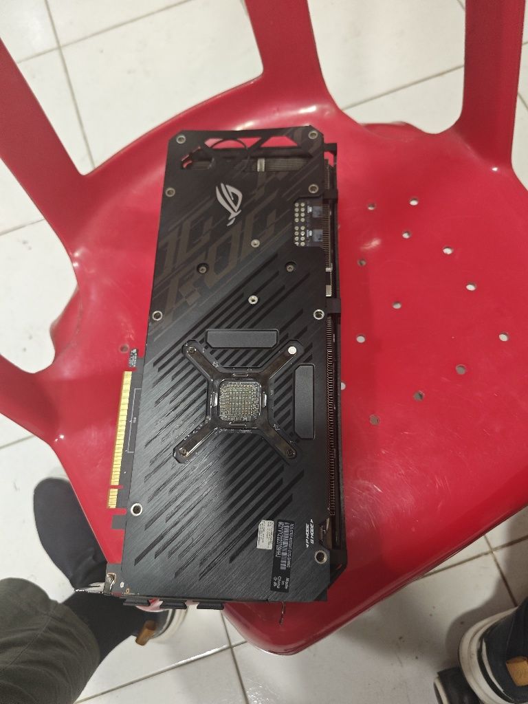 Видеокарта Asus Rog strix Rx 6700 xt 12 gb