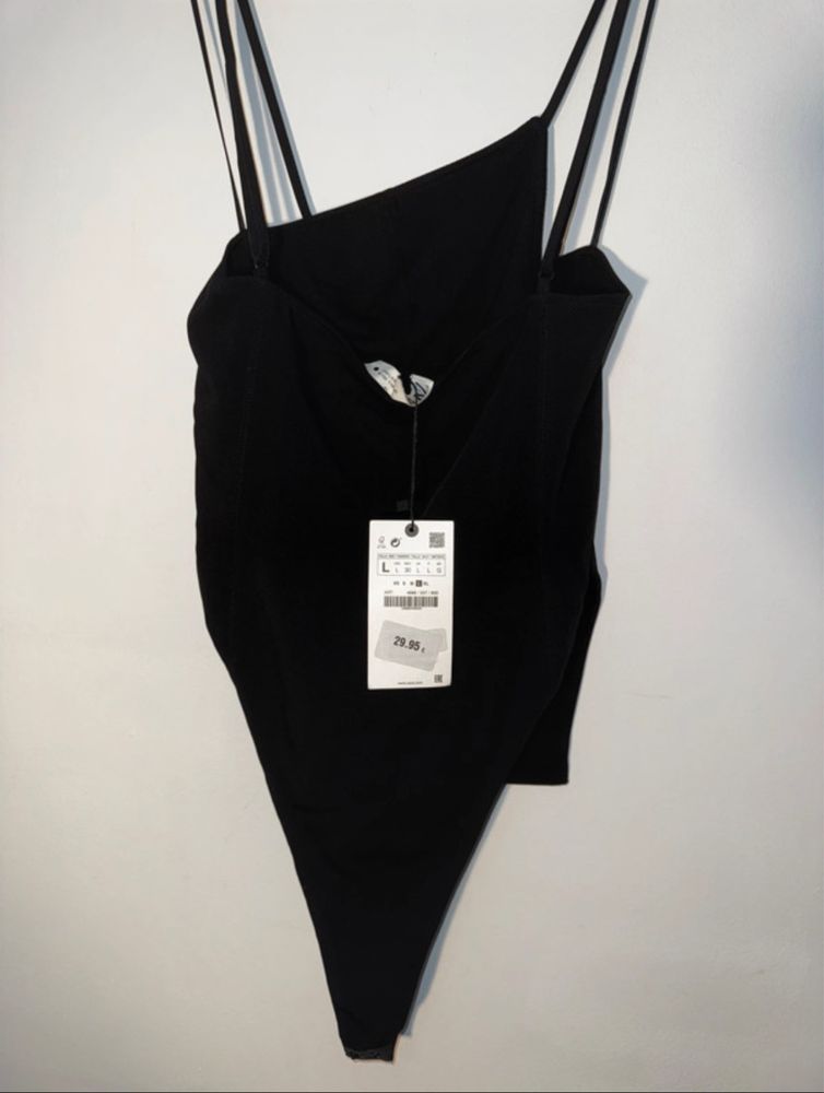 Body cu detaliu petrecut elegant