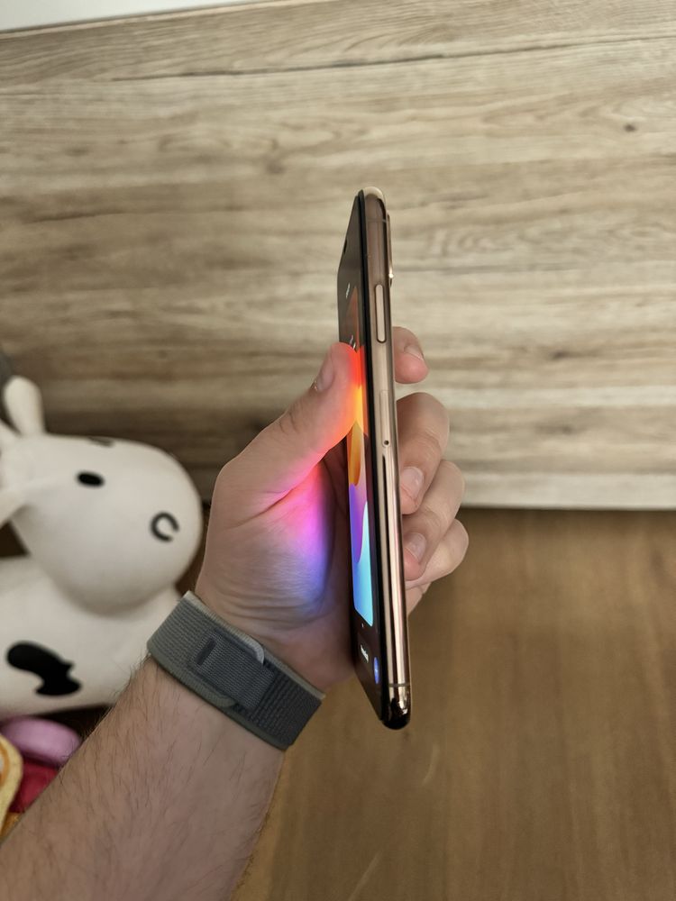 Apple iPhone XS MAX 512gb gold