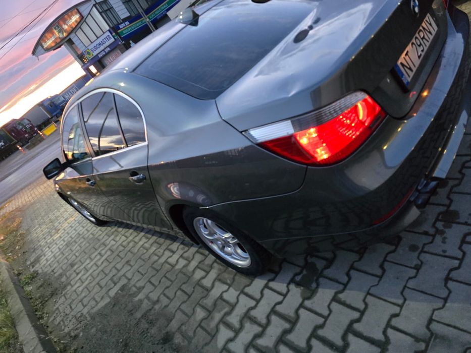 Bmw seria 525d automată.