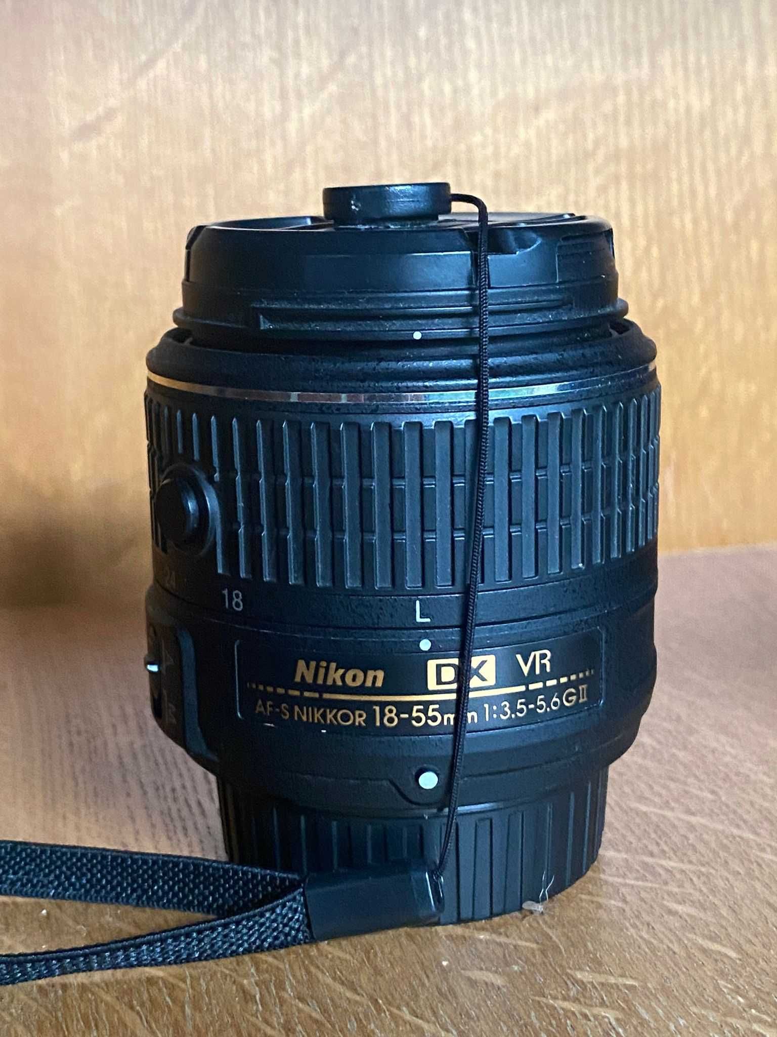 Nikon D5200+ obiectiv kit + obiectiv 70-300