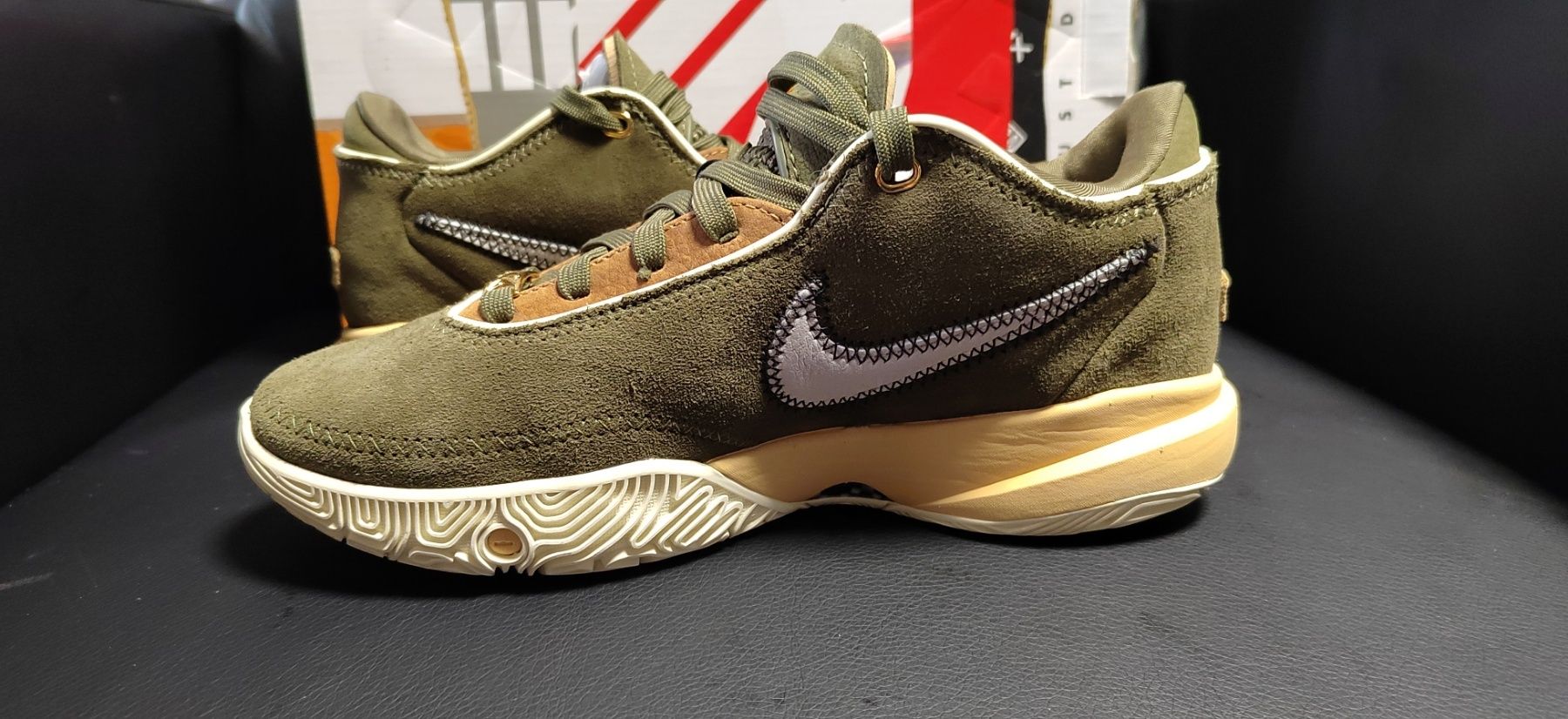Nike Lebron XX Multi Color, номер 38,5