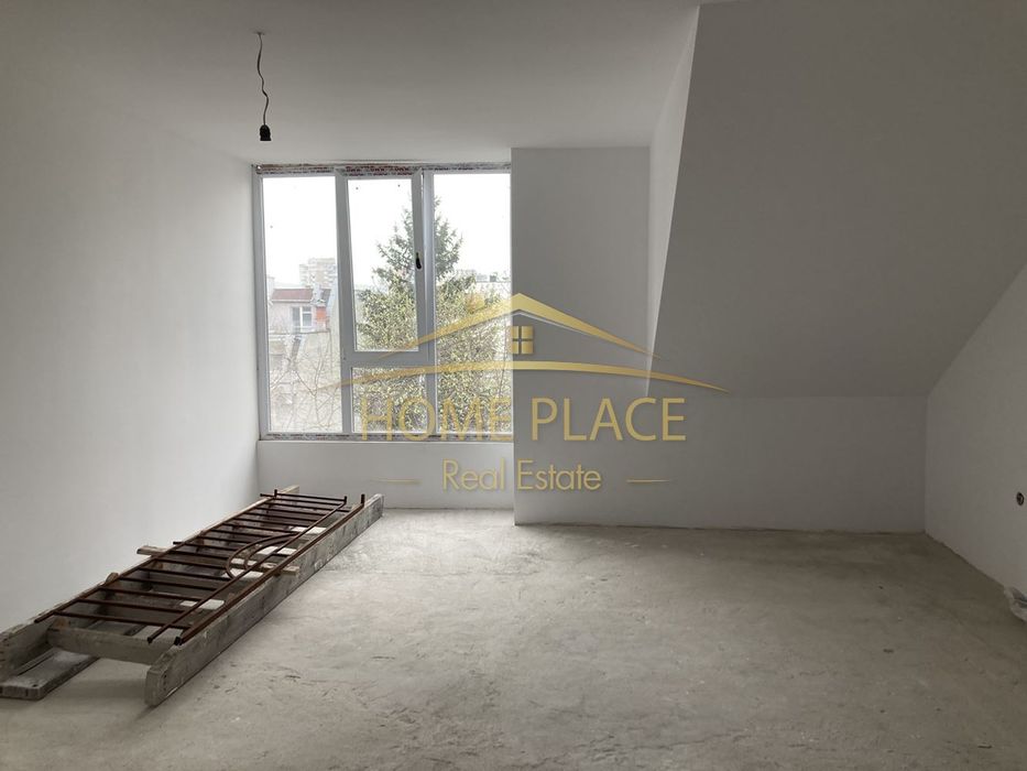 Продава се Тристаен апартамент в Варна, Зимно кино Тракия - 166 кв.м за 874 €/кв.м - Снимка #1