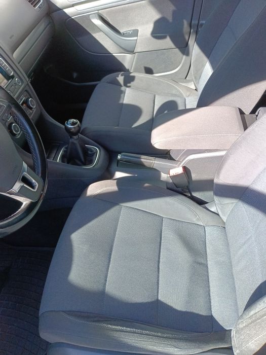 Volkswagen golf 6 combi argintiu 2012 model DPF Style de lux 1.6 TDI