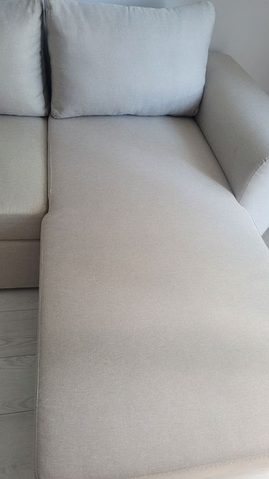 Светъл Ъглов   Диван