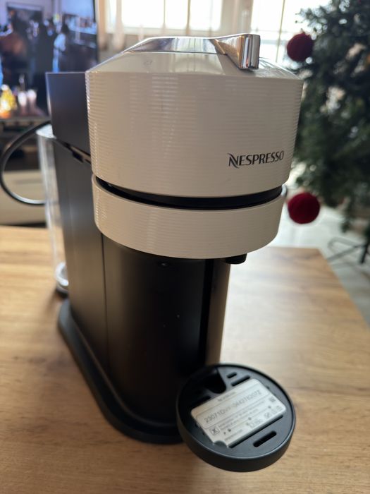 Nespresso Vertuo Next white + органайзер Nespresso