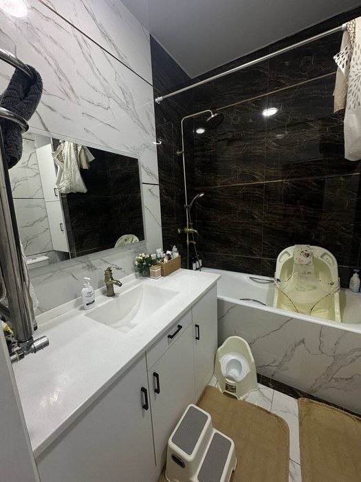 Продаю квартиру в новостройке в районе Шайхантахур