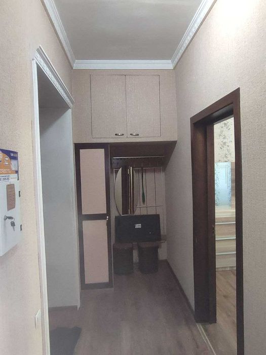 СРОЧНО ! аллея Гагарина 2/3/4 Высокопотолочка