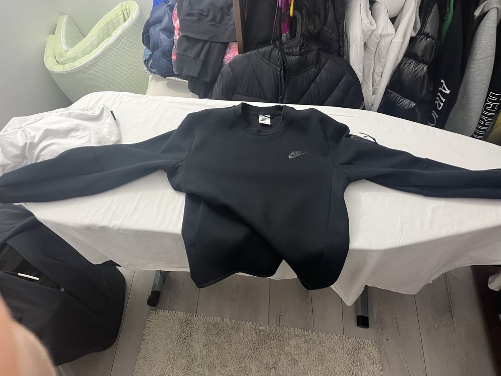 Bluza TechFleece Nike Marimea S maneca Lungs