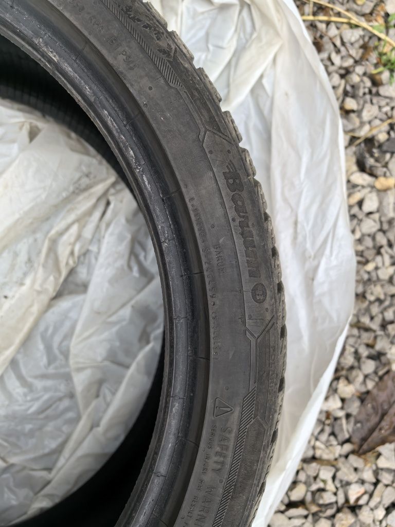 235/40 R19 - 4 броя гуми M+S. Barum Polaris 5