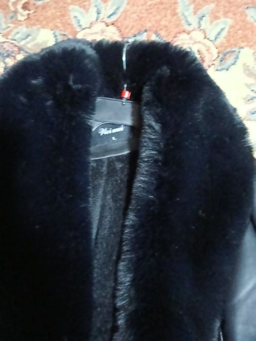 Geacă damă cu blăniță nouă  mărimea M-L