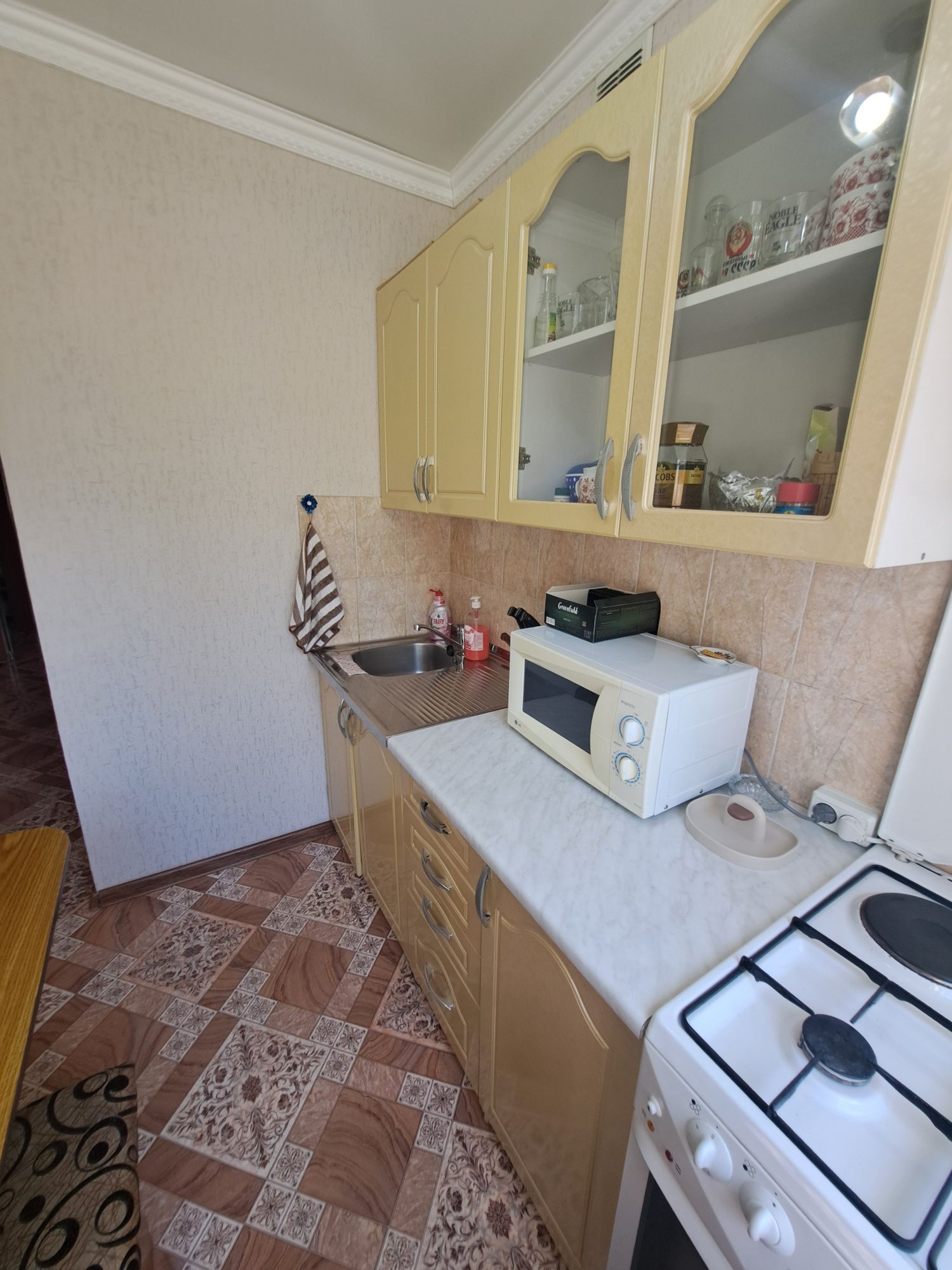 Продаём трехкомнатную квартиру на Горке Дружбы