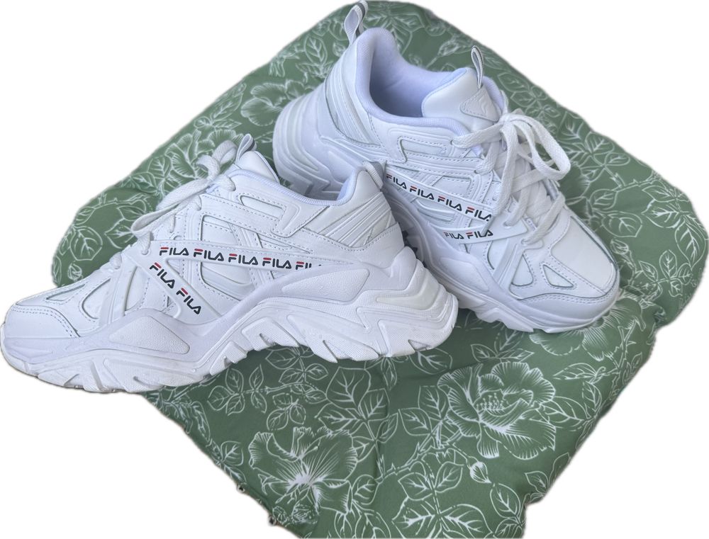 Дамски маратонки Fila Electrove 2