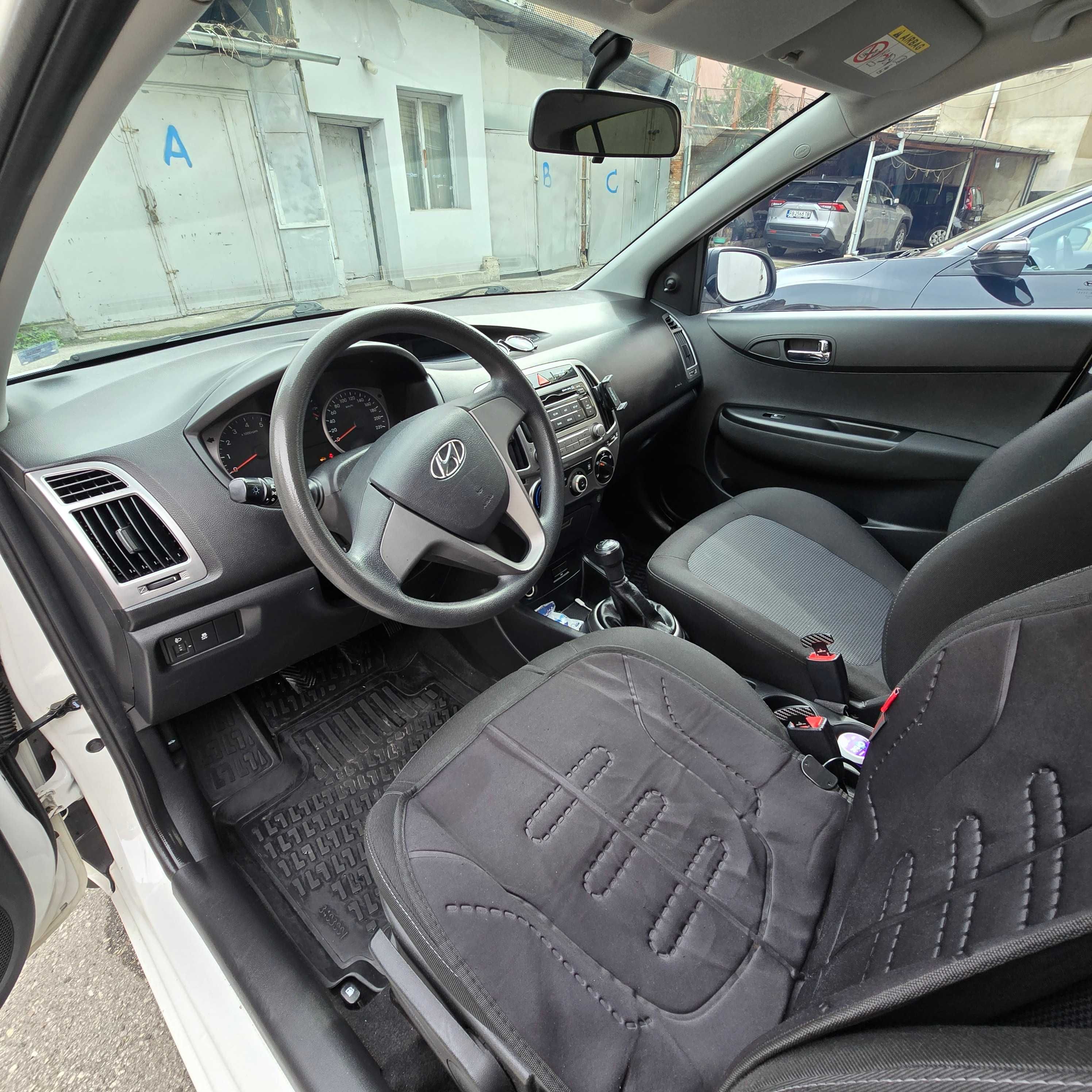 Hyundai I20 1.2 Бензин 2014 г. Android Auto