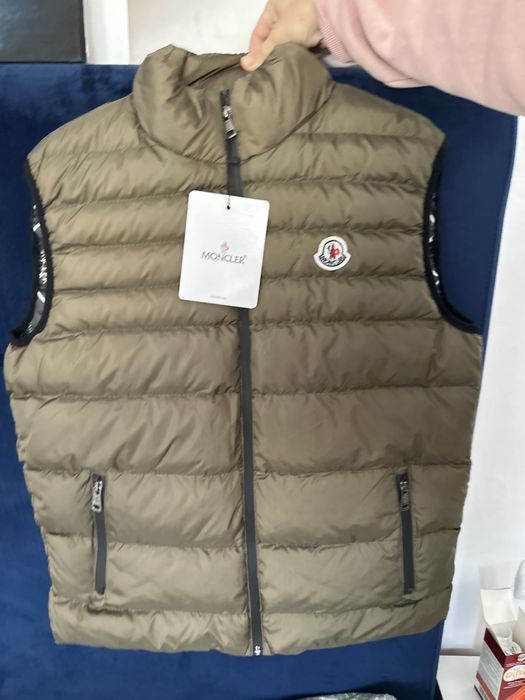 Vesta monclar barbati