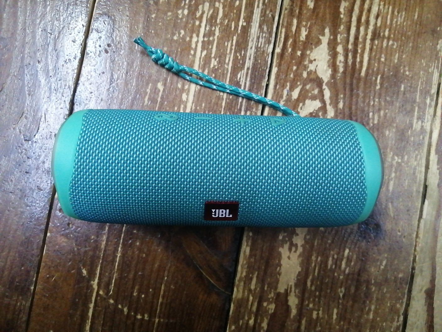 Bluetooth колонка JBL