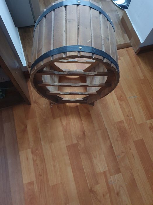 Suport pentru sticle de vin