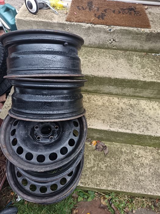 JANTE touran 16 de tabla cu tot cu capace