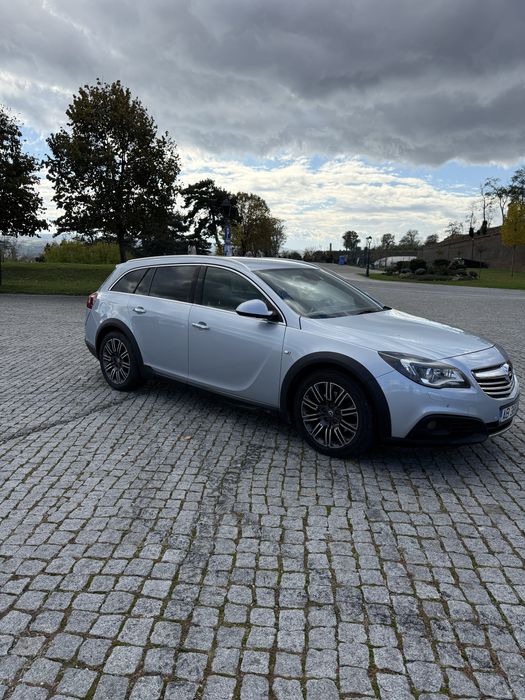 Opel Insignia 4x4 full options