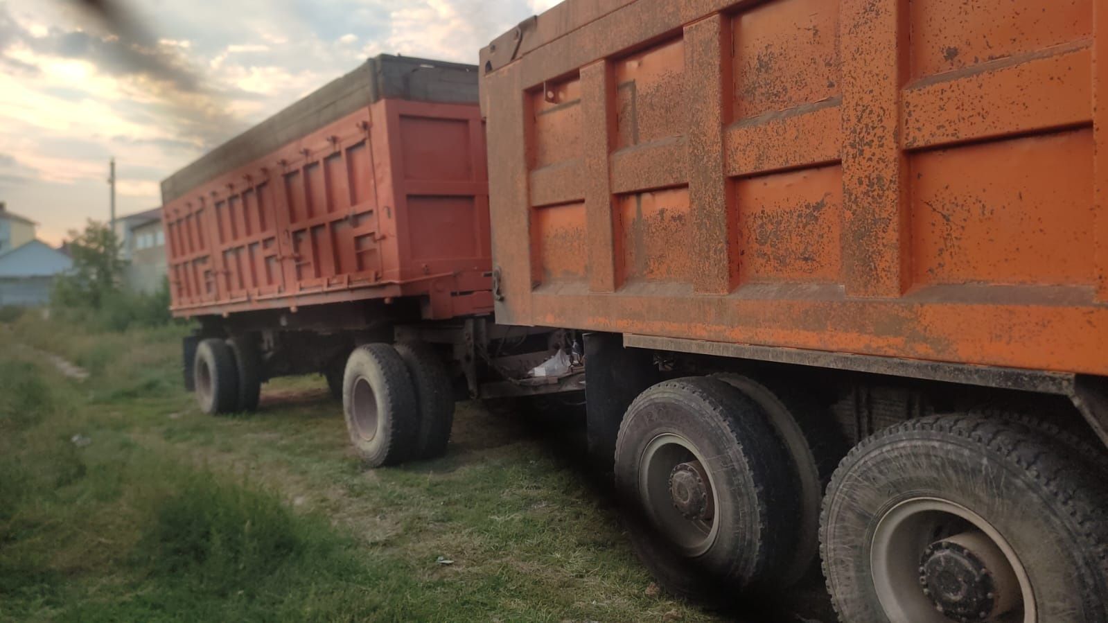 Услуги самосвалов Шахманны с прицепами