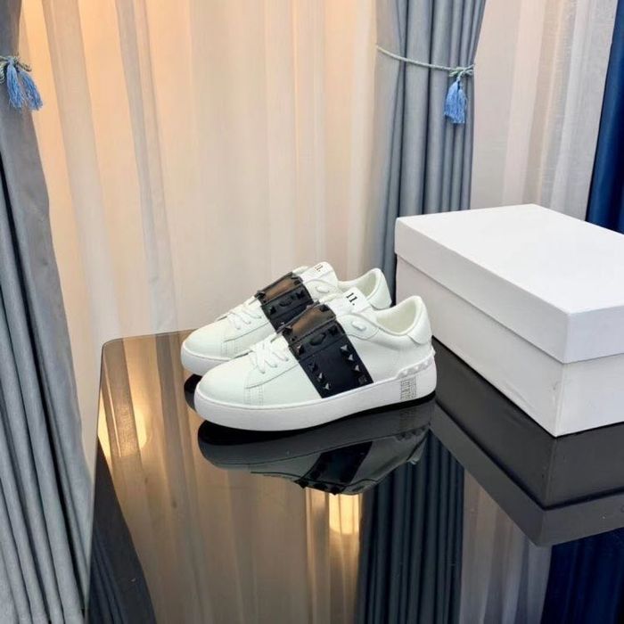 Valentino Garavani в наличии! БЕПУЛ ДОСТАВКА!