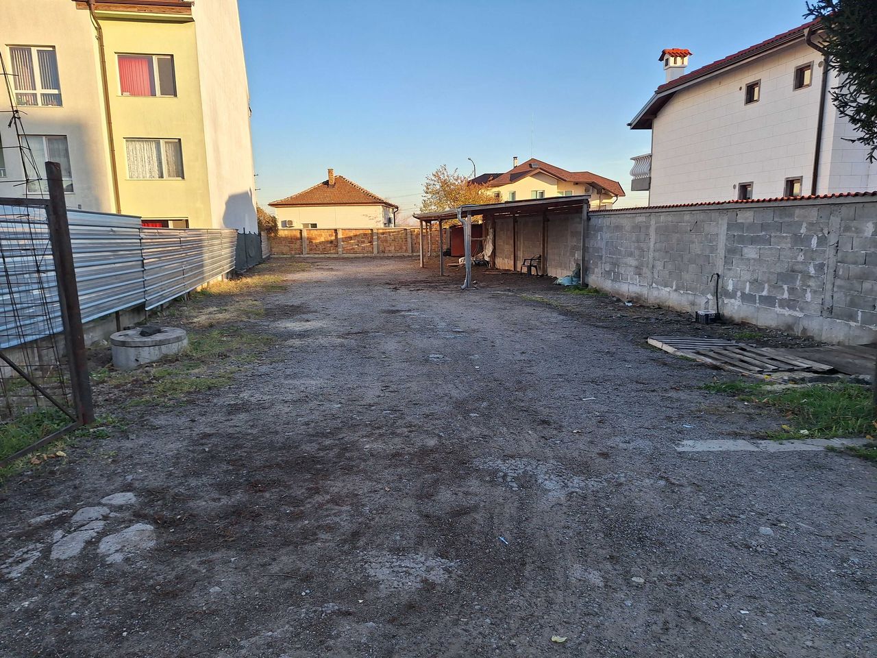 Продава се Парцел в София, 7-ми 11-ти километър - 487 кв.м за 389 €/кв.м - Снимка #2