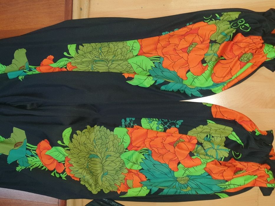 Vand salopeta neagra cu flori M/L