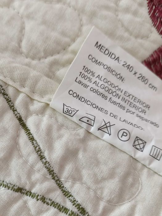 Cuvertură pat bumbac matlasat 240/260.