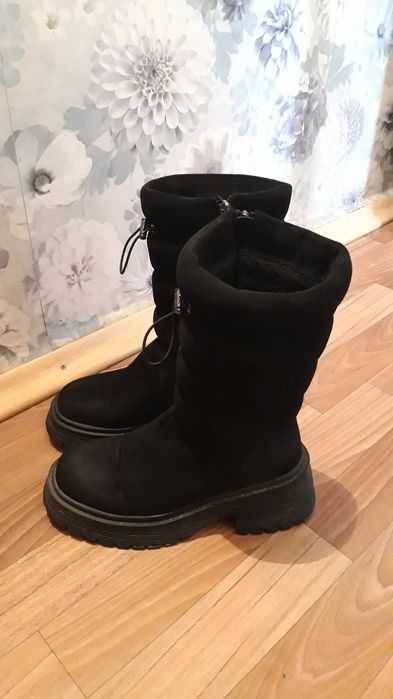 Зимние  замшевые.