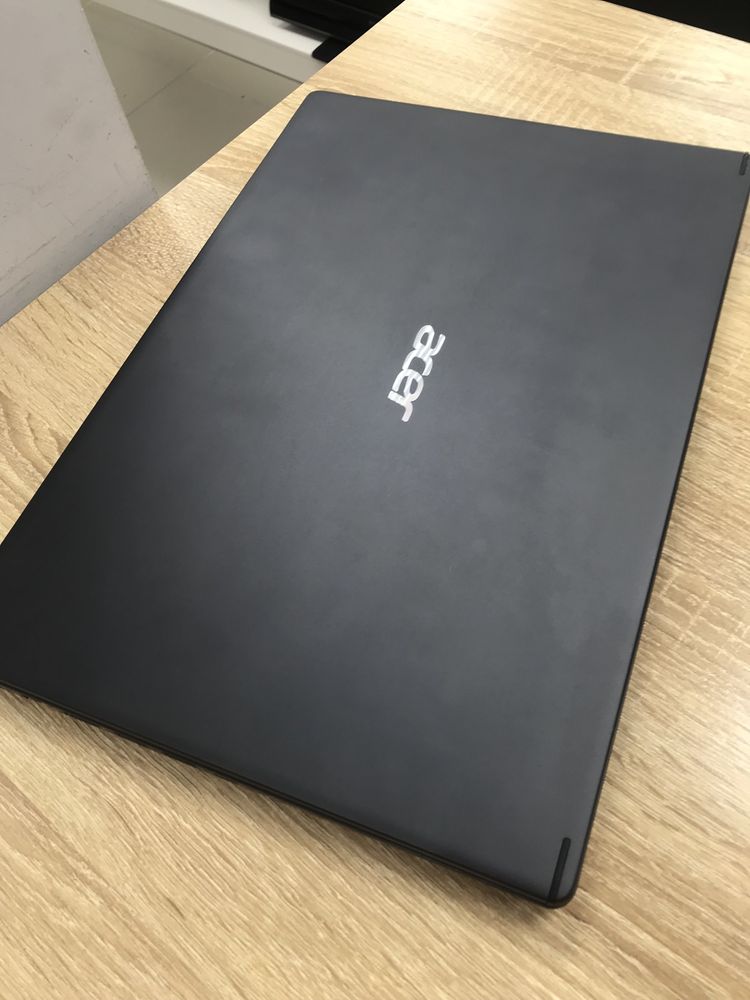 Ноутбук Acer Aspire 5