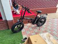 Электровелосипед White Siberian Fatback 20” (2025) – черно-красный